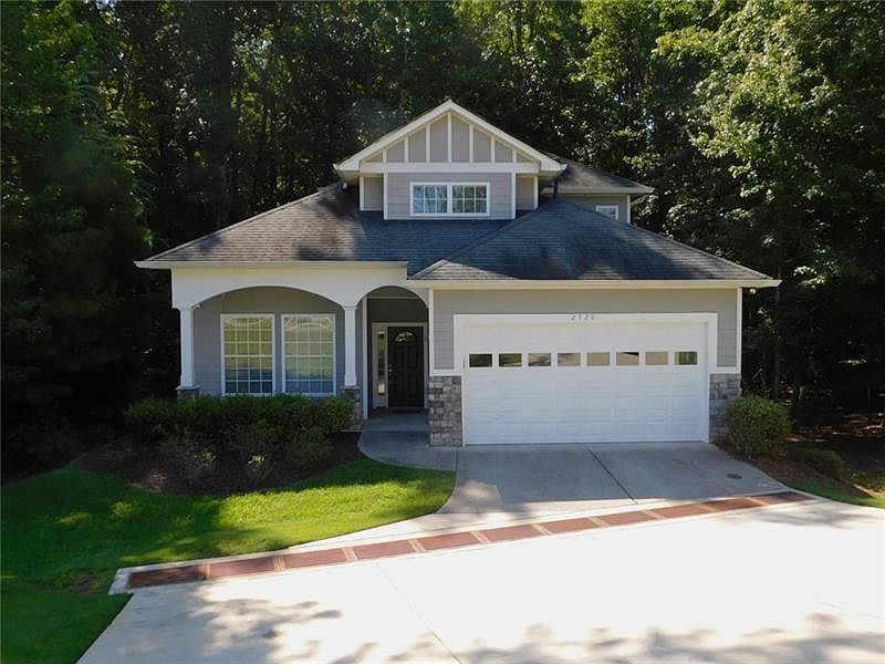 1st image of 2720 Meadow Dr