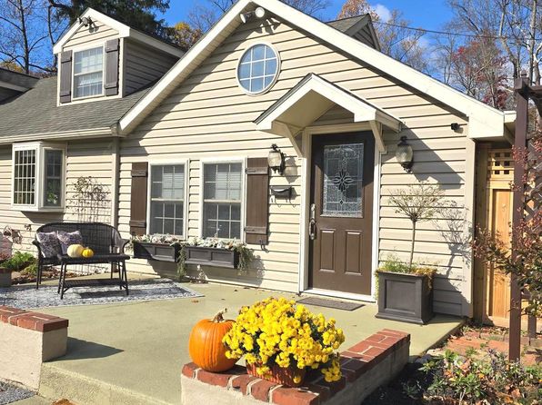 1951 Conestoga Rd #2