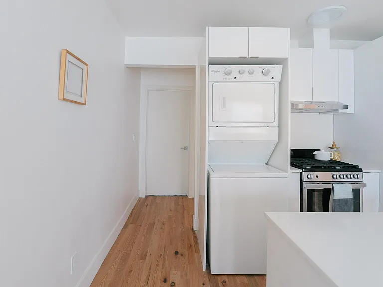 221 N Catalina St #9 — Photo 17