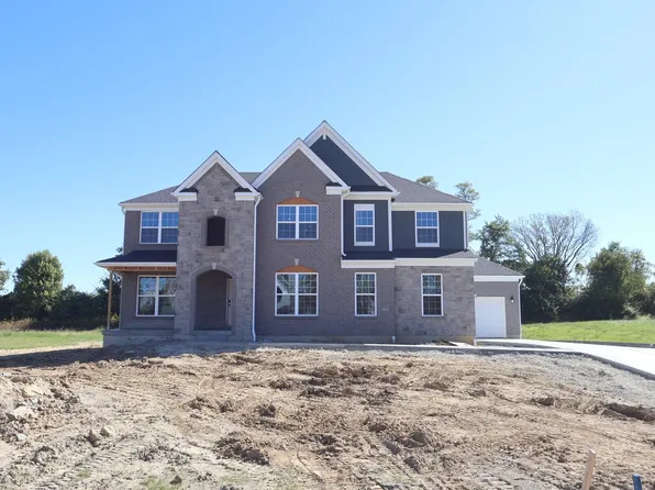 1646 Longmeadow Dr, Lebanon, OH 45036