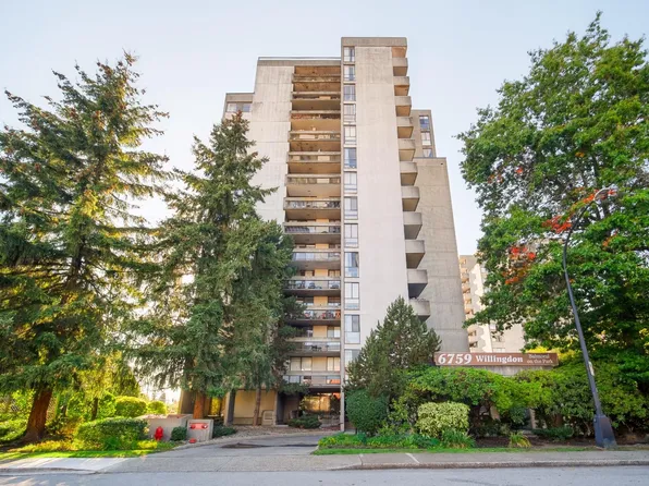 6759 Willingdon Ave #1105, Burnaby, BC V5H 3Y9