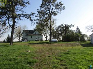 45904 258th St, Humboldt, SD 57035