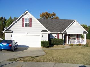 7818 Rosewood Ave, Fayetteville, NC 28314
