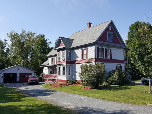 21 Railroad St, Lancaster, NH 03584