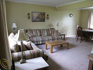 3rd image of 43813 Cranford Ave