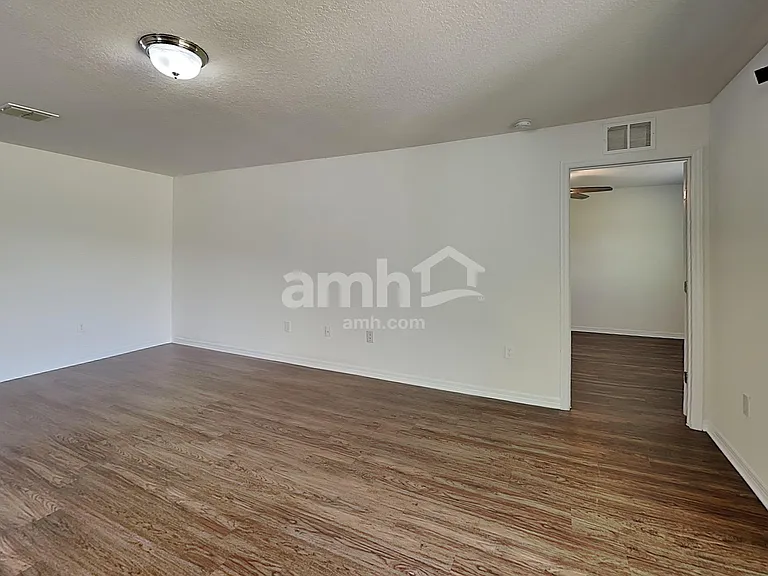 932 Wynnmere Walk Ave — Photo 6