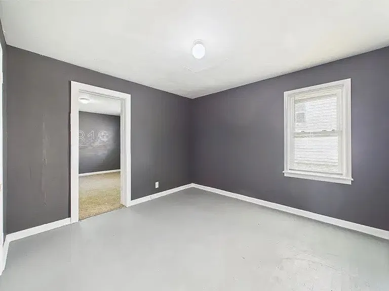 3337 Jackson Ave — Photo 3