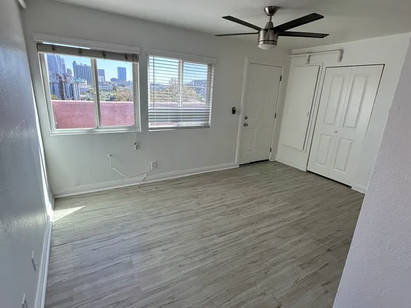 1111 Sunvue Pl, Los Angeles, CA