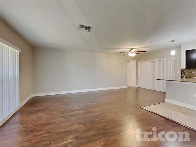 13121 Shadberry Ln — Photo 3