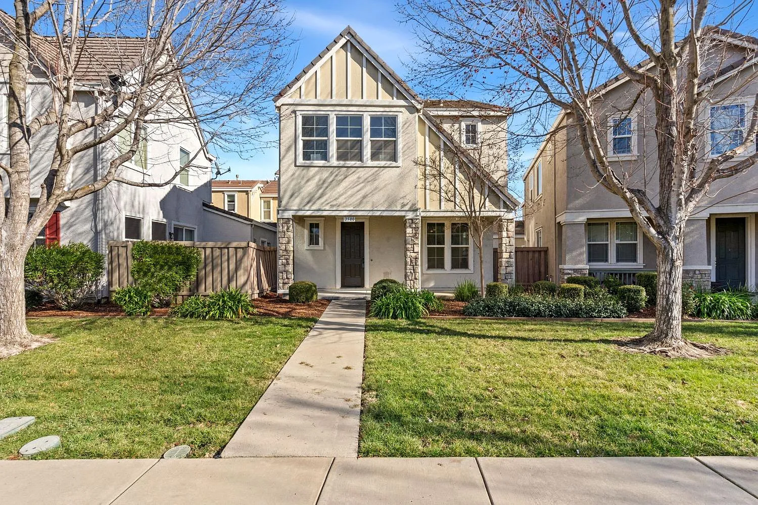 2580 Tourbrook Way photo 1