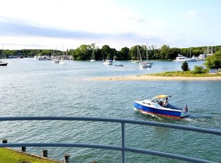 41 Stirling Cv, Greenport, NY 11944
