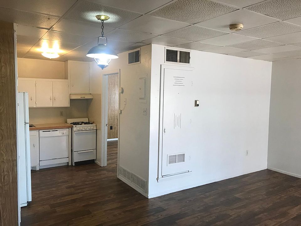 1st image of 1001 Minter Ln APT A