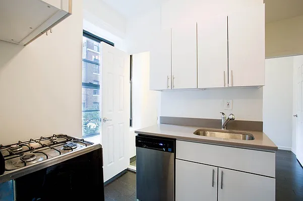 Rented by Gatsby Enterprises, LLC | media 7