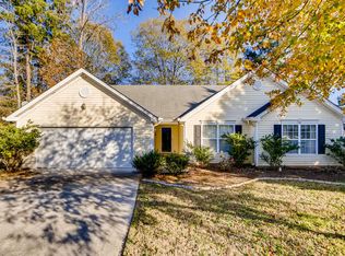 18 Ridgecrest Dr, Douglasville, GA 30134