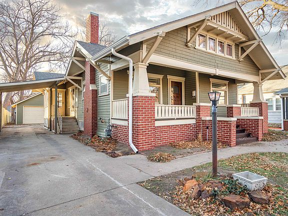 4th image of 926 Highland Ave