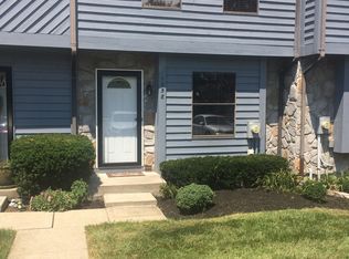1058 Crisfield Dr, Cincinnati, OH