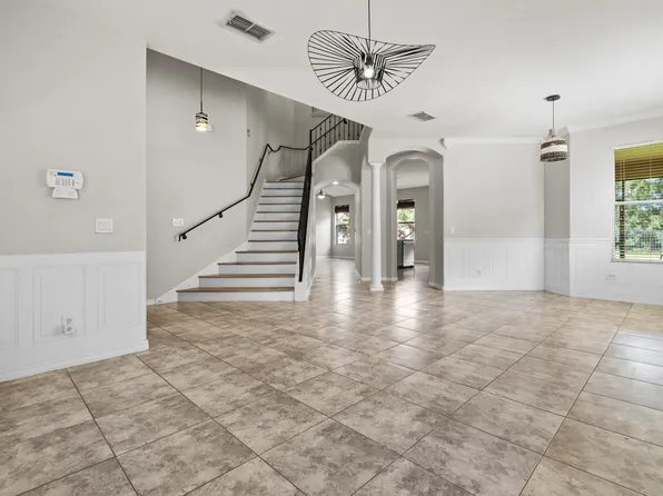 829 Haring Ln, Mount Dora, FL 32757