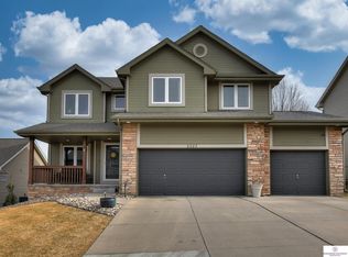 2527 N 165th Ave, Omaha, NE 68116