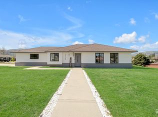 22300 Elm Ct, Tehachapi, CA 93561