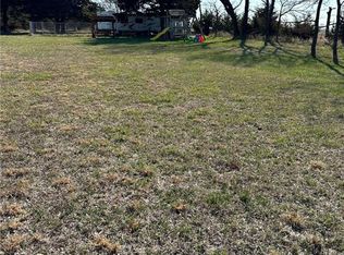 70 W Coronado Cv, Mound City, KS 66056