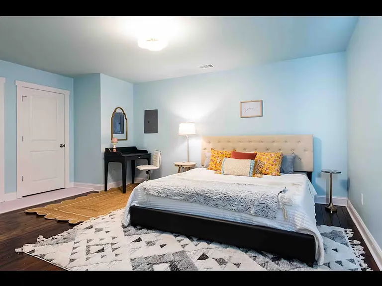 1496 S Shelby St #1 — Photo 5
