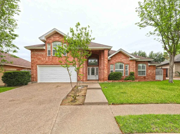 517 Finch Ln, Laredo, TX 78045