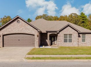 2209 Bent Tree Dr, Sherwood, AR 72120