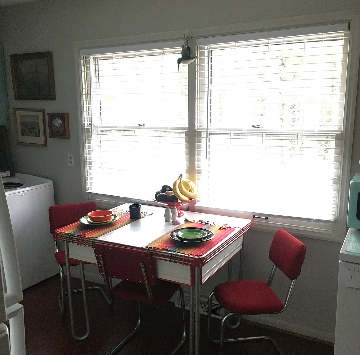 3 bed, 1000 sqft, $1,500 — Photo 3