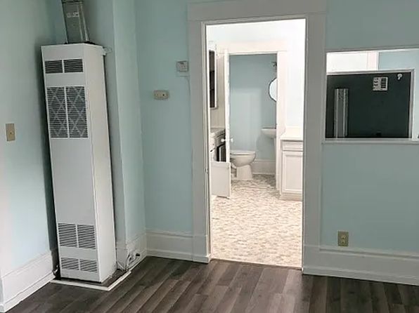 400 Van Buren Ave #402-1