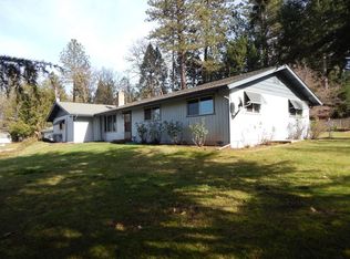 1945 Dawn Dr, Grants Pass, OR