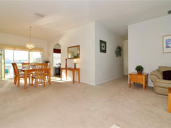 3rd image of 5305 Coral Vine Ln