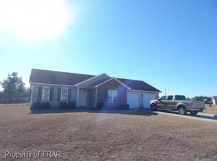 101 Stoneledge Dr, Raeford, NC 28376