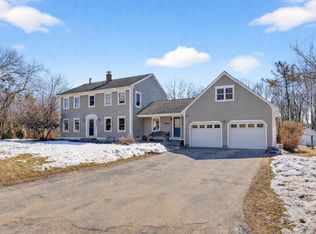 74 Hunts Point Rd, Cape Elizabeth, ME 04107