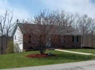 1624 Summit View Dr, Holts Summit, MO 65043