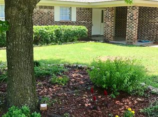 1103 Belmont Rd, Cleburne, TX 76033