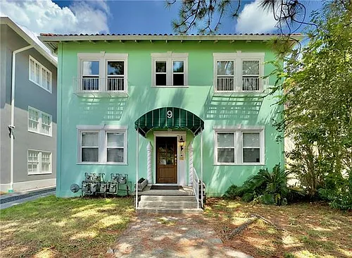 9 Fontainebleau Dr #D Photo 1 9 Fontainebleau Dr #D Photo 1