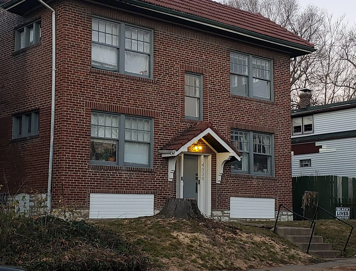 1 bed, 850 sqft, $900 — Photo 1