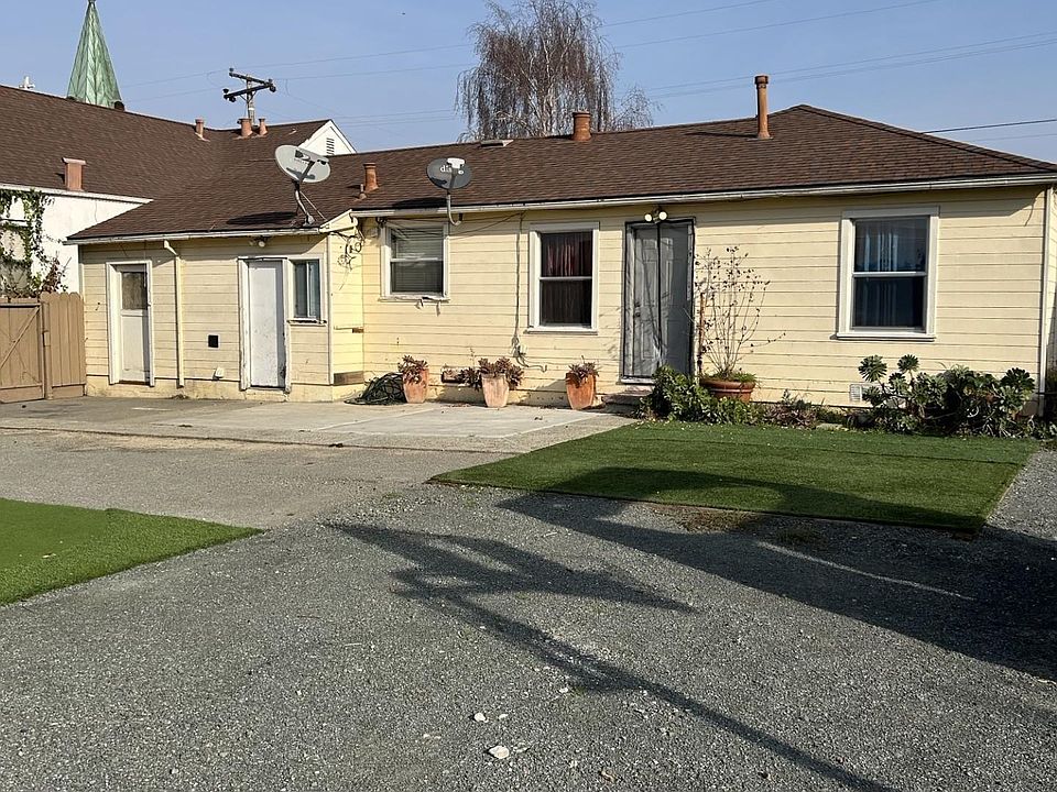 1st image of 2383 Greenwood Dr