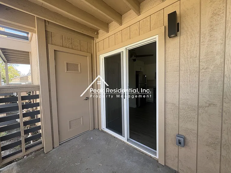 Gardenside Apartments — Photo 7