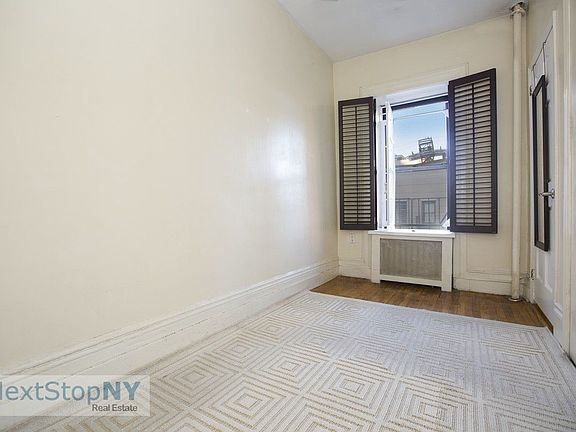 4th image of 346 E 58th St APT 4A