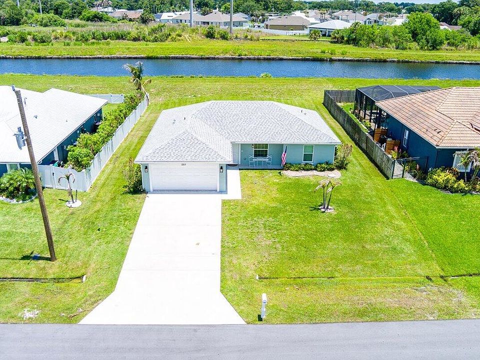 1st image of 2213 SW Salmon Road