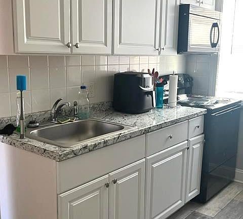 5th image of 614 Foulkrod St