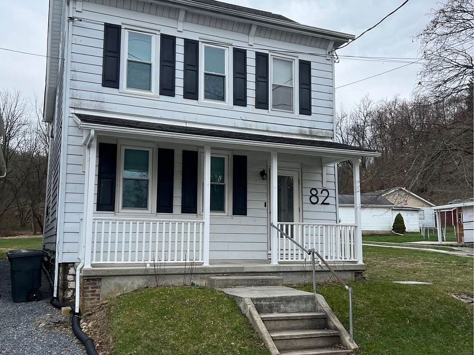 1st image of 82 Penn St #2