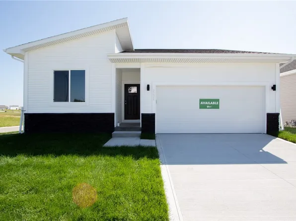 2221 Chan Dr, Adel, IA 50003