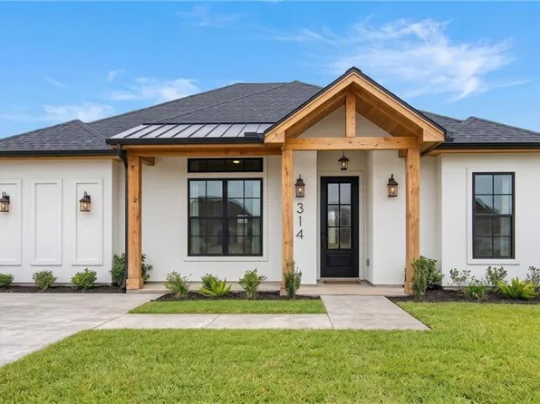 207 Merida St, Donna, TX 78537