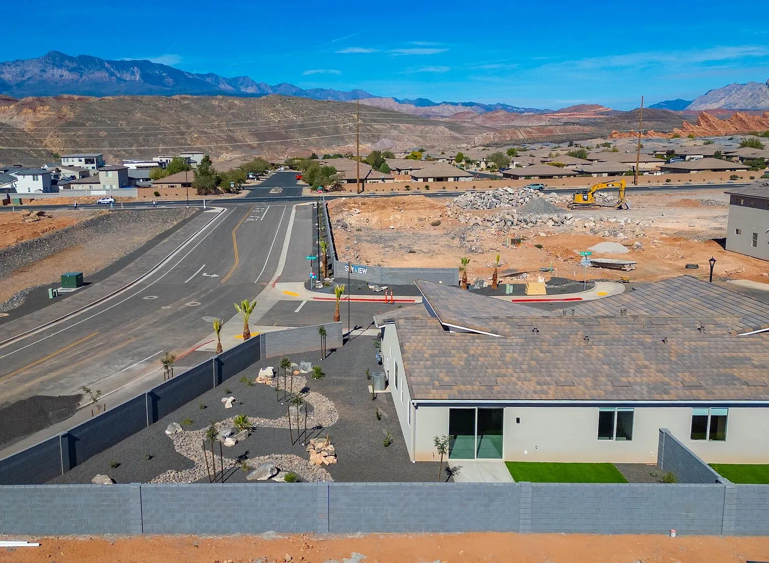 2 bed, 1244 sqft, $1,928 — Photo 3