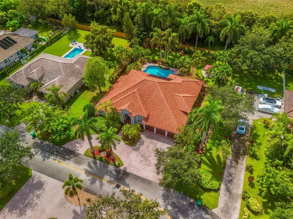 16250 Cranberry Court, Davie, FL 33331