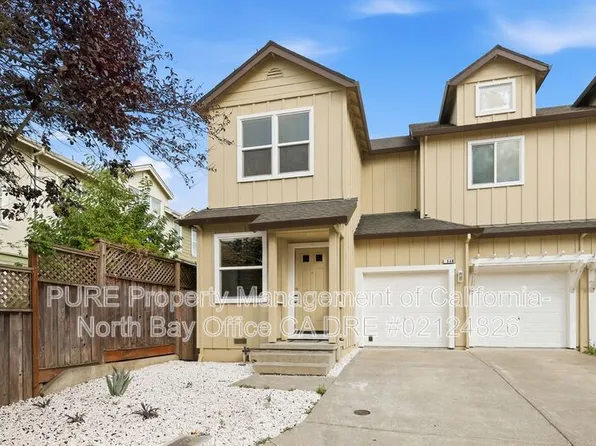 34 Randall Ln #A, Santa Rosa, CA 95409