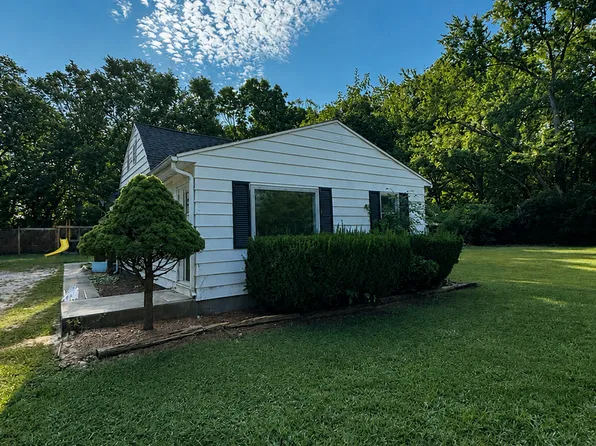 52626 Hastings St, South Bend, IN 46637