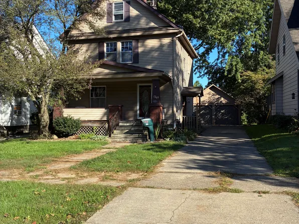 1269 Edgewood St NE, Warren, OH 44483